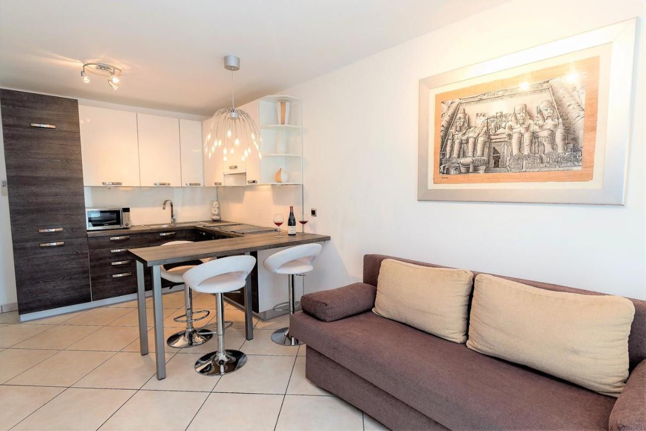 Holiday House Queens With Sea View Selce Exterior foto