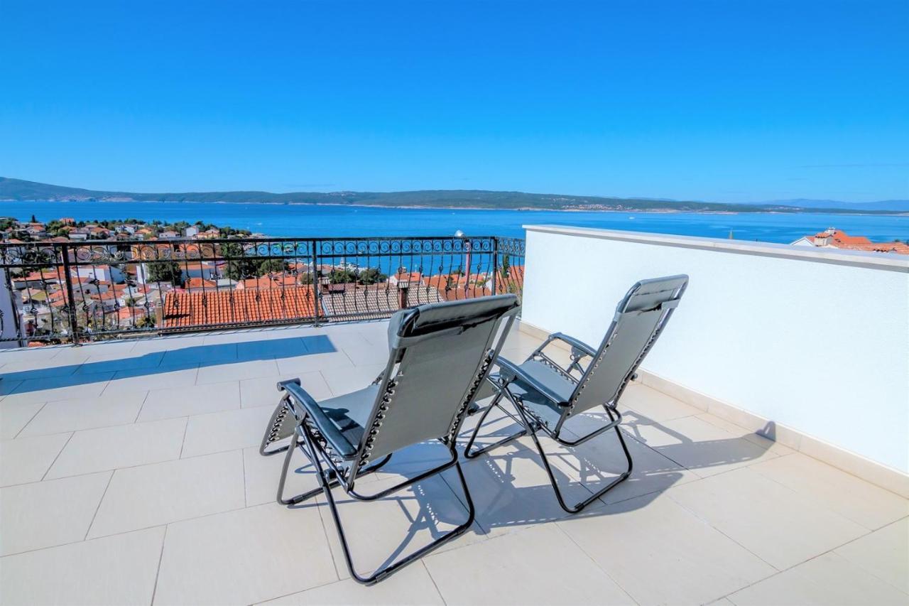 Holiday House Queens With Sea View Selce Exterior foto